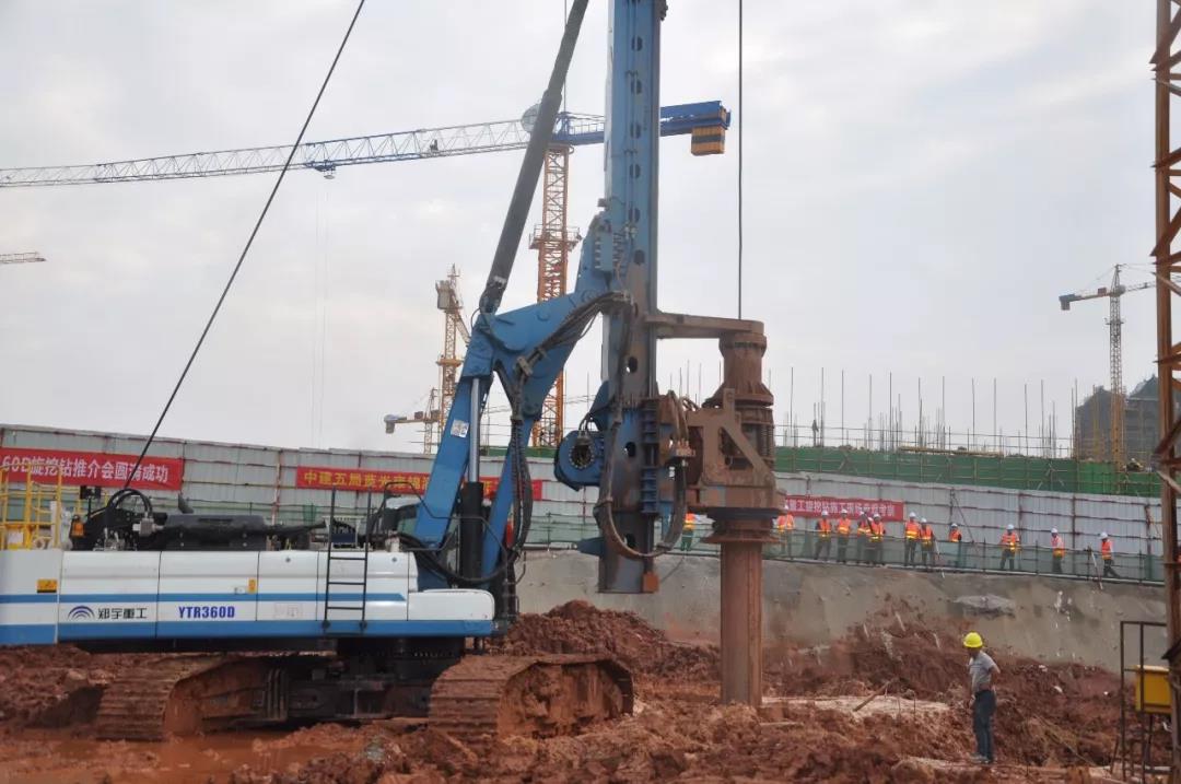 亿万先生MR重装五项全能YTR360D旋挖钻机引爆南宁！